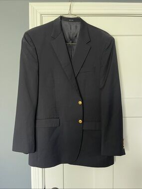 Classic Rich Navy Men's Blazer with Gold Buttons